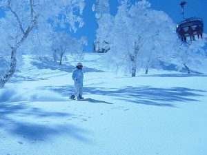 skiier-lift
