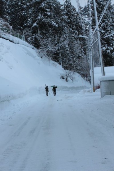 The road to Karazawa in Nozawa Onsen The Road down to Karazawa Slopes at Nozawa Onsen